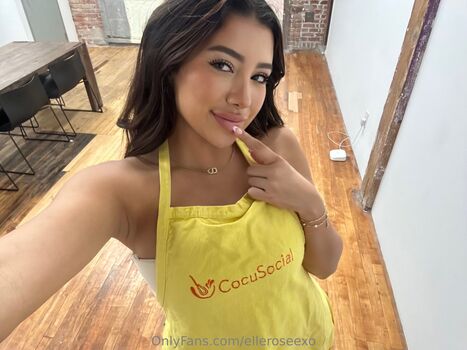 Elleroseexo leaked private photo uncensored HD quality