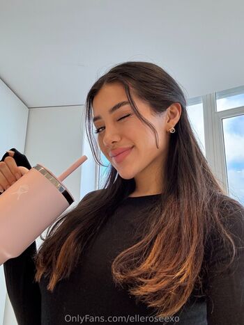Elleroseexo leaked private photo uncensored HD quality
