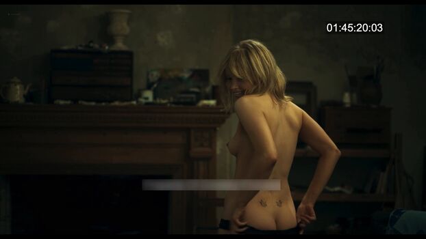 Ellie bamber  page leaked private photo uncensored HD quality