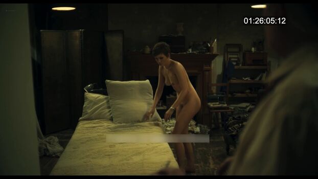Ellie bamber  page leaked private photo uncensored HD quality