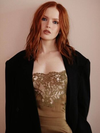 Ellie bamber  page leaked private photo uncensored HD quality