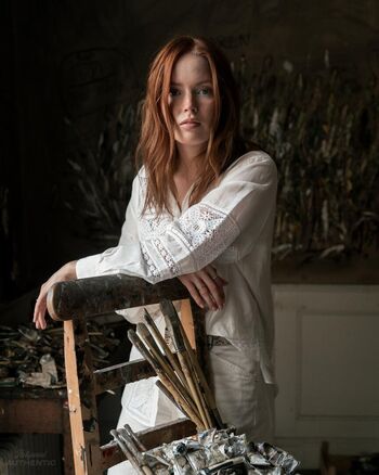 Ellie bamber  page leaked private photo uncensored HD quality