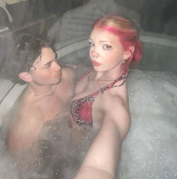 Ellouise jane mary leaked private photo uncensored HD quality