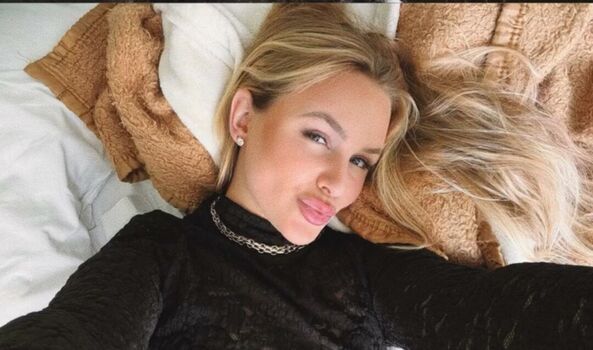 Emilly schellmann page leaked private photo uncensored HD quality