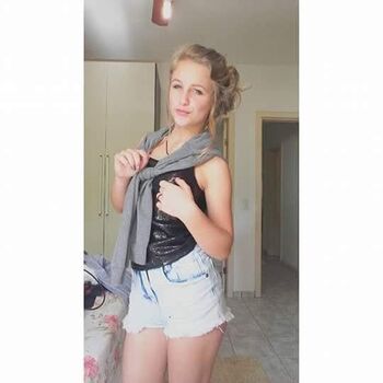 Emilly schellmann page leaked private photo uncensored HD quality