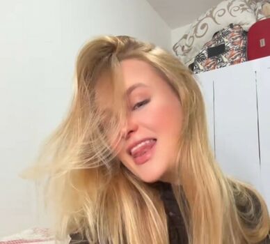 Emilly schellmann page leaked private photo uncensored HD quality