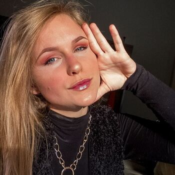 Emilly schellmann page leaked private photo uncensored HD quality