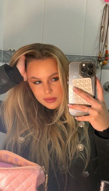 Emilly schellmann leaked private photo uncensored HD quality