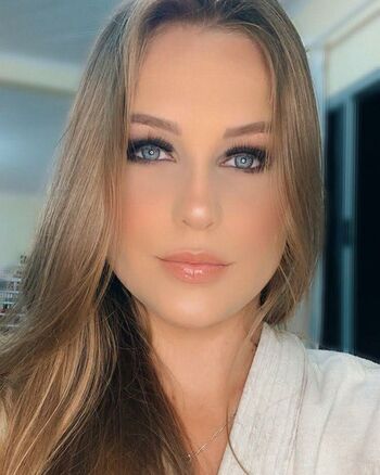 Emilly schellmann leaked private photo uncensored HD quality