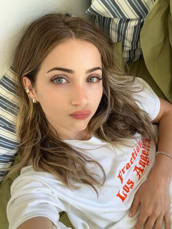 Emily rudd leaked private photo uncensored HD quality