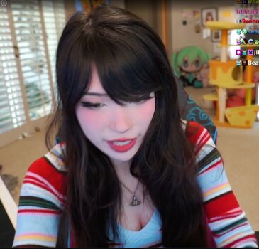 Emiru  page leaked private photo uncensored HD quality
