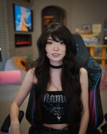 Emiru  page leaked private photo uncensored HD quality