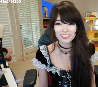 Emiru  page leaked private photo uncensored HD quality