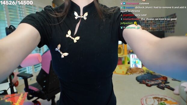 Emiru  page leaked private photo uncensored HD quality