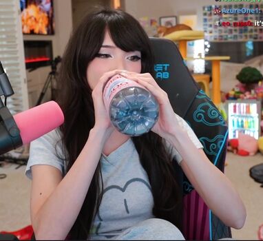 Emiru  page leaked private photo uncensored HD quality