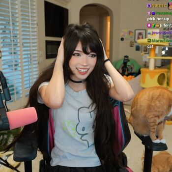Emiru  page leaked private photo uncensored HD quality