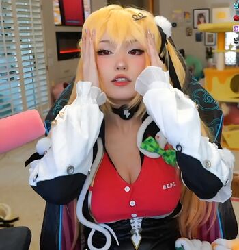 Emiru  page leaked private photo uncensored HD quality