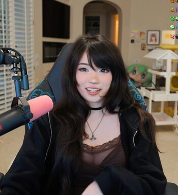 Emiru leaked private photo uncensored HD quality