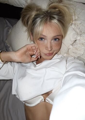 Emma louise  page leaked private photo uncensored HD quality