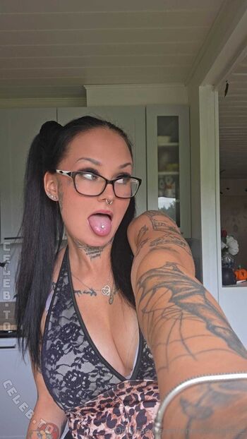 Emmi viola page leaked private photo uncensored HD quality