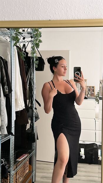 Emmo ig page leaked private photo uncensored HD quality
