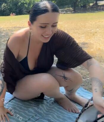 Emmo ig page leaked private photo uncensored HD quality