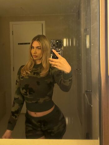 Estelllexo page leaked private photo uncensored HD quality