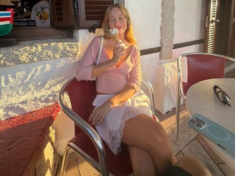 Ester exposito page leaked private photo uncensored HD quality