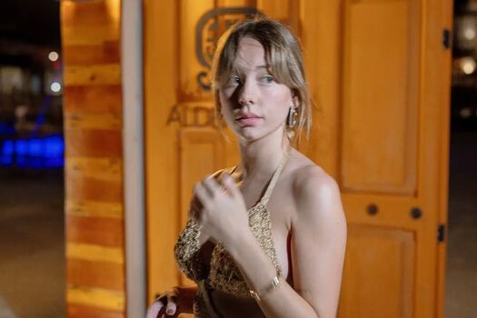 Ester exposito leaked private photo uncensored HD quality