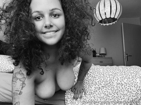 Eveline martens leaked private photo uncensored HD quality