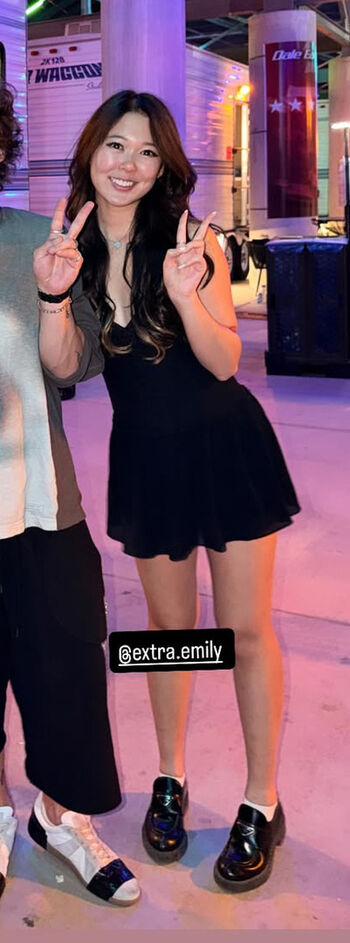 Extraemily leaked private photo uncensored HD quality