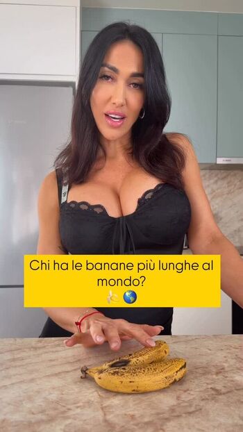 Federicapacela leaked private photo uncensored HD quality