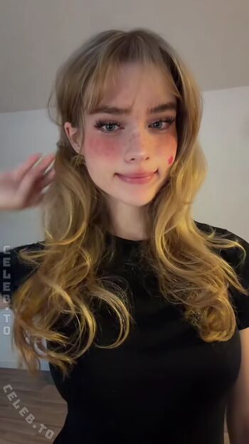 Felinenyaa leaked private photo uncensored HD quality