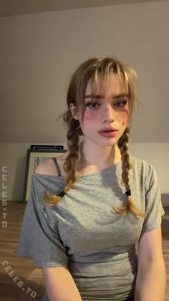Felinenyaa leaked private photo uncensored HD quality