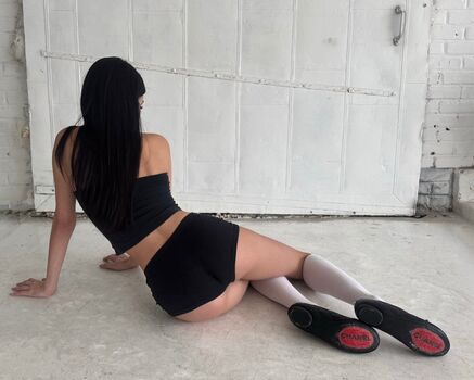 ffjolla / Fjolla Arifi