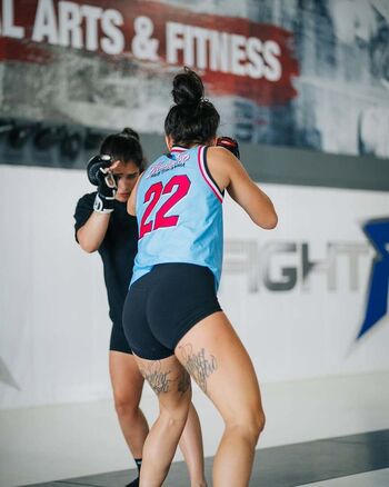 Girls in wedgy fitness shorts page leaked private photo uncensored HD quality