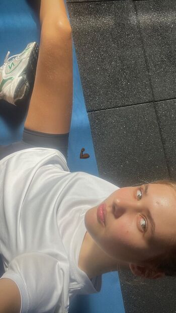 Girls in wedgy fitness shorts page leaked private photo uncensored HD quality