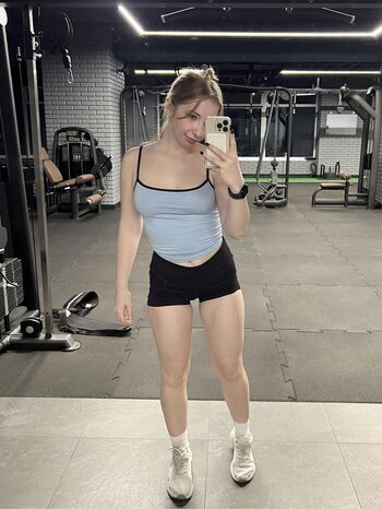 Girls in wedgy fitness shorts page leaked private photo uncensored HD quality