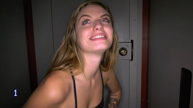 Gloryhole swallow  page leaked private photo uncensored HD quality