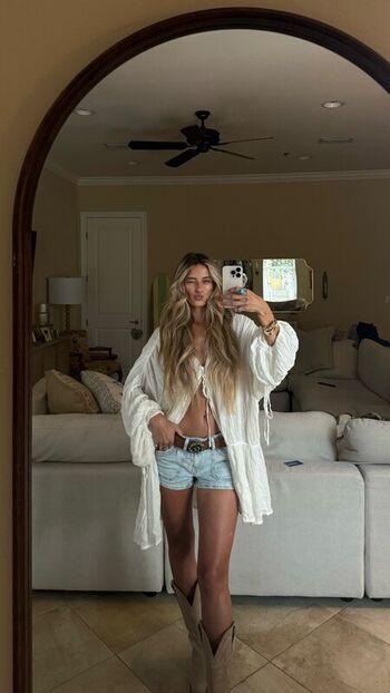 Hadelinemope leaked private photo uncensored HD quality