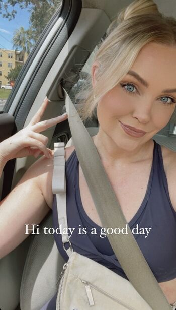 Hailey malles page leaked private photo uncensored HD quality