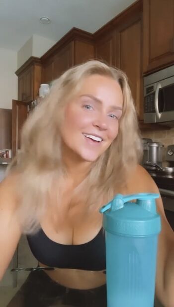 Hailey malles page leaked private photo uncensored HD quality