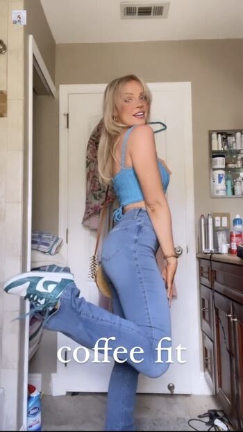 Hailey malles page leaked private photo uncensored HD quality