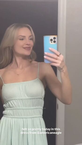 Hailey malles page leaked private photo uncensored HD quality
