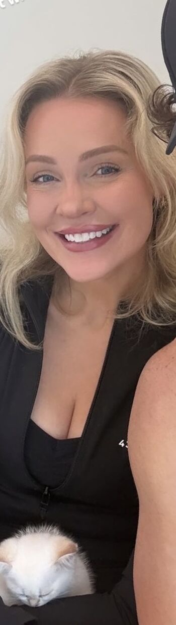 Hailey malles leaked private photo uncensored HD quality