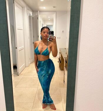 Halle bailey leaked private photo uncensored HD quality