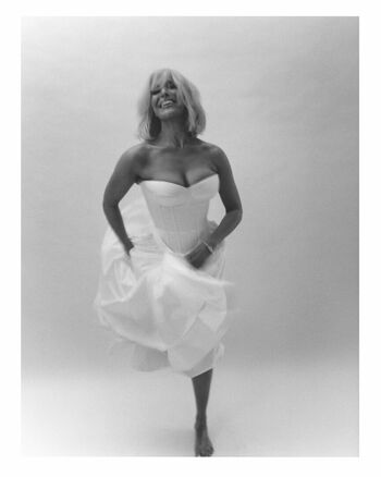 Hannah waddingham  page leaked private photo uncensored HD quality
