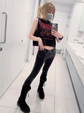 Hollie bennett leaked private photo uncensored HD quality