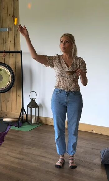 Holly willoughby page leaked private photo uncensored HD quality