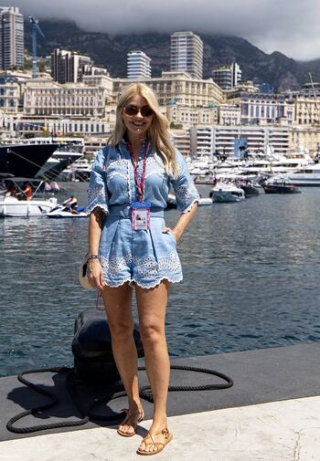 Holly willoughby page leaked private photo uncensored HD quality